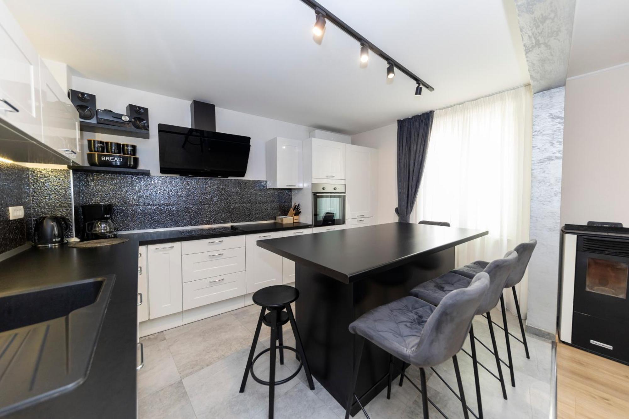 Apartament Nikky 2br Apt. In Old Town Centre Zadar