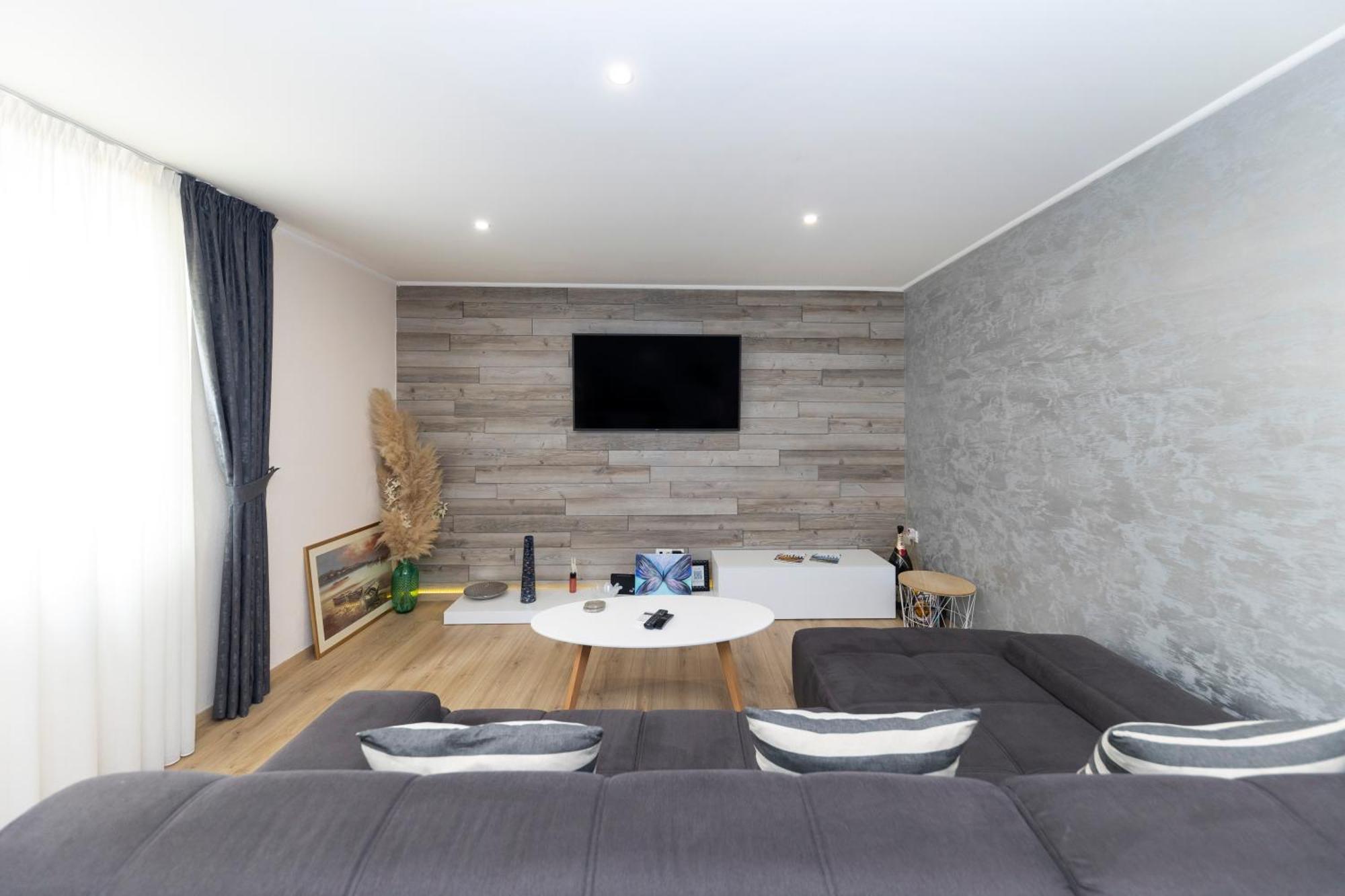 Nikky 2br Apt. In Old Town Centre * Zadar